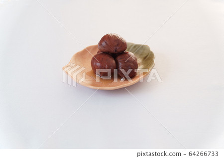 Simmered astringent skin 64266733