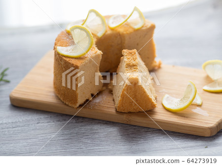 檸檬雪紡蛋糕 64273919