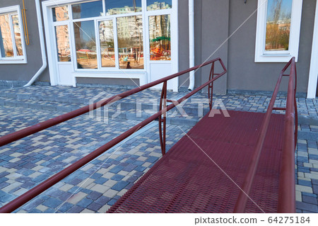 Wheelchair access ramp for entrance of residential Wheelchair access ramp for entrance of residential 64275184