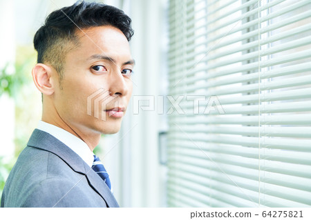 Businessman Businessman 64275821