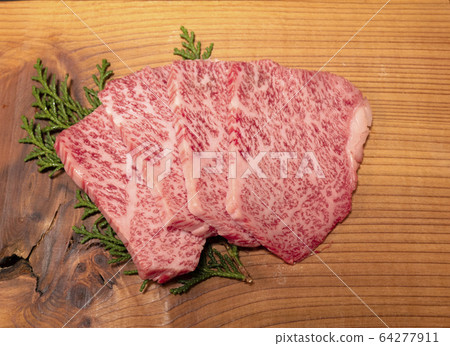 Thick sliced top ribs for freshly grilled Yonezawa beef 64277911