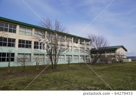 長沼南長沼初中(封閉學校) 長沼南長沼初中(封閉學校) 64279453