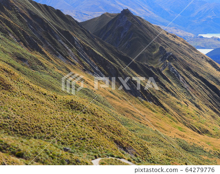 New Zealand-Wanaka landscape 64279776