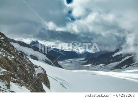 Aletch glacier 64282268