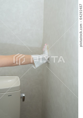 Toilet wall cleaning Toilet wall cleaning 64291487