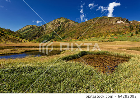 秋天從妙高山脈和天狗花園看到的秋葉富知山 64292092