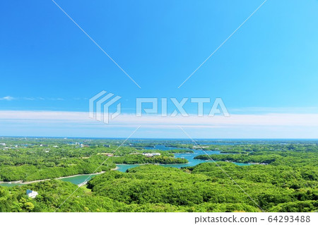 三重縣橫山展望台前的阿戈灣 64293488