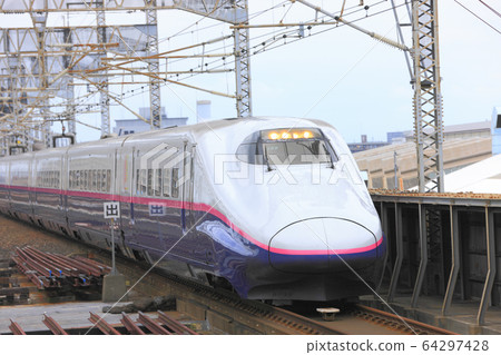 E2系列新幹線火車上越新幹線 E2系列新幹線火車上越新幹線 64297428