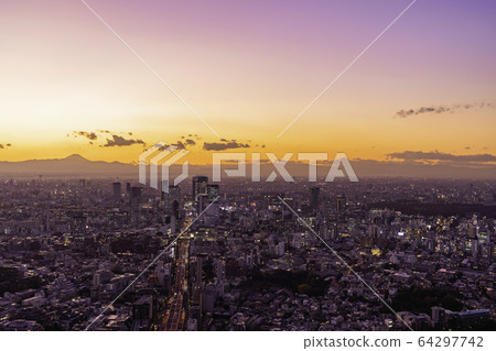 Tokyo cityscape, Shibuya area, Mt.Fuji far view sunset 64297742