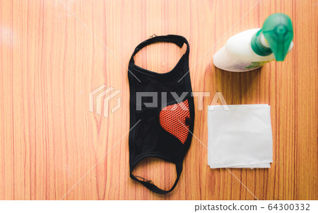 Facial mask, Wipes, Hand Sanitizers, napkin, sanitary pad, Cleaning and disinfecting products 64300332