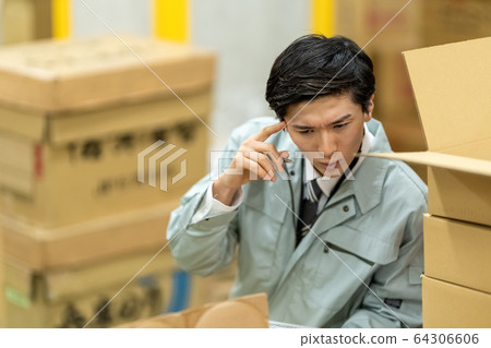 Warehouse inventory confirmation work clothes 64306606