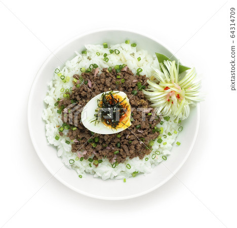 Beef Soboro Don with Egg ontop seaweed,spring 64314709
