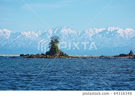 天原海岸到立山山脈 天原海岸到立山山脈 64316348