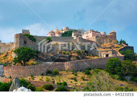 Kumbhalgarh fort, India 64323858