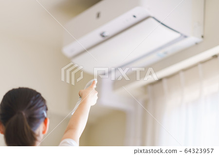 Air conditioner Temperature control Ventilation Cooling Summer Remote control Living room People Women Japanese Antivirus Air purifier 64323957