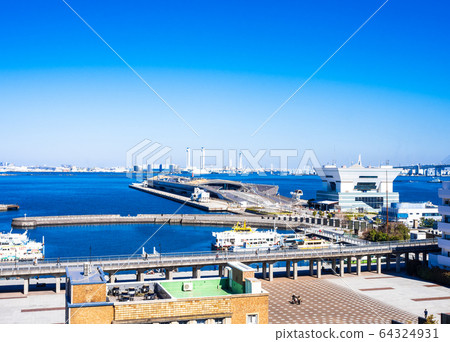 Yokohama Osanbashi 64324931