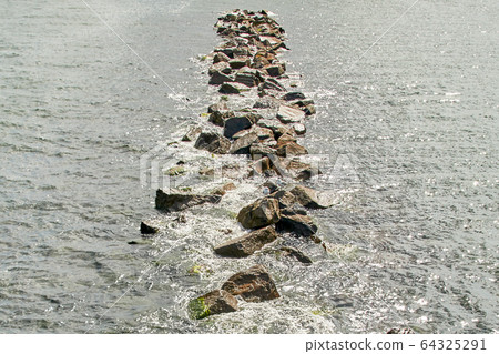 Stone and rock breakwaters 64325291