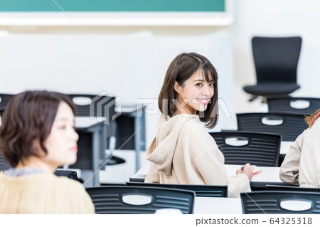 Student Staircase class Lesson cooperation "Kinki University" Student Staircase class Lesson cooperation "Kinki University" 64325318