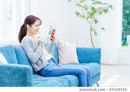 少婦智能手機生活 少婦智能手機生活 64326550