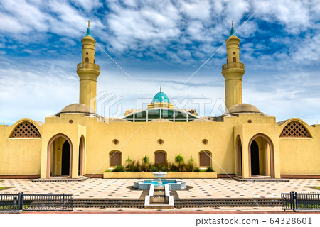 Ash-Shaliheen Mosque in Bandar Seri Begawan, Brunei 64328601