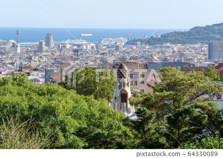 奎爾公園的西班牙-巴塞羅那-城市景觀 奎爾公園的西班牙-巴塞羅那-城市景觀 64330089