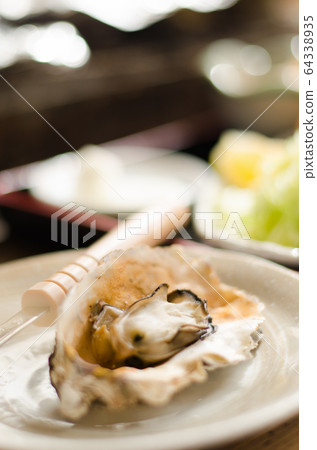 牡蠣 64338935