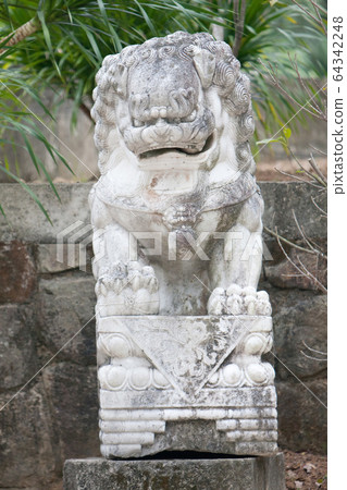 traditional chinese lion in Thai Buddhism temple traditional chinese lion in Thai Buddhism temple 64342248