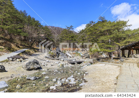 草津溫泉西面的川原公園 64343424