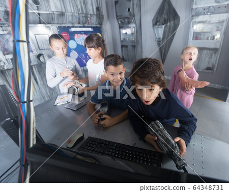 children look for a way out in quest room bunker children look for a way out in quest room bunker 64348731