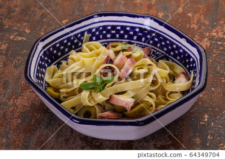 Pasta with octopus 64349704