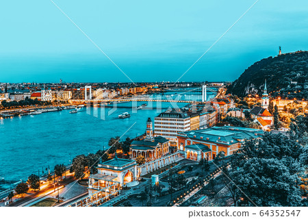 Panorama View on Elisabeth Bridge and 64352547