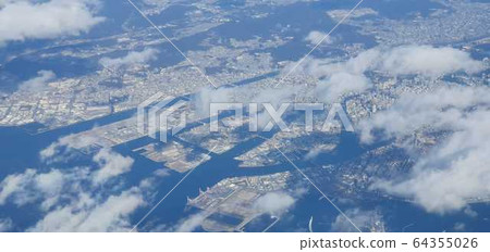新加坡上空的新加坡高空照片 新加坡上空的新加坡高空照片 64355026
