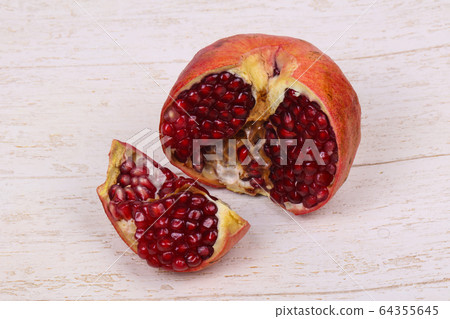 Ripe tasty pomegranate Ripe tasty pomegranate 64355645