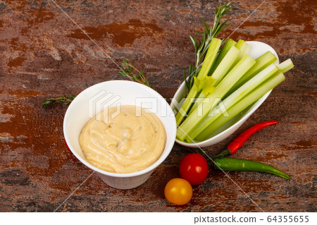 Vegan cuisine - Humus Vegan cuisine - Humus 64355655