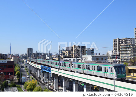 Sky Tree and Tokyo Metro Chiyoda Line 16000 series 64364519