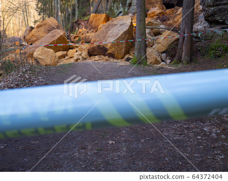 Area marked with police tape, do not entry. 64372404