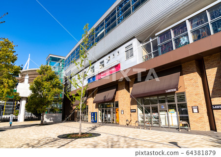Nagareyama Otakanomori Station Scenery West Exit <Nagareyama City, Chiba Prefecture, April 2020> 64381879