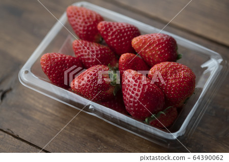 Ichigo entered the pack Ichigo entered the pack 64390062