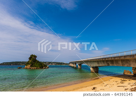 Okinawa Prefecture Nago City, Kouri Bridge, OKINAWA Kouri Bridge 64391145