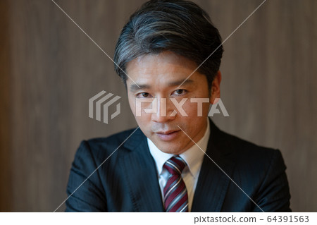 一個中年男子的肖像 一個中年男子的肖像 64391563