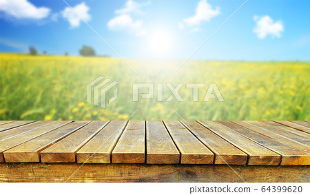 empty table empty table 64399620