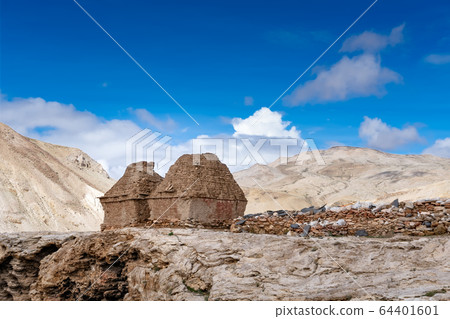 The scenery of the sacred Kailash Valley. The road to the mountain of the believers The scenery of the sacred Kailash Valley. The road to the mountain of the believers 64401601