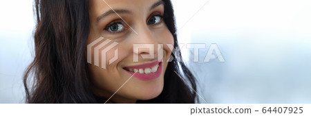 Pretty lady with perfect appearance 64407925