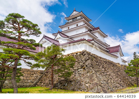 福島縣會津若松市藍天和敦賀城堡(若松城堡) 福島縣會津若松市藍天和敦賀城堡(若松城堡) 64414039