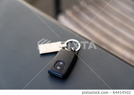 車鑰匙<智能鑰匙> 車鑰匙<智能鑰匙> 64414502