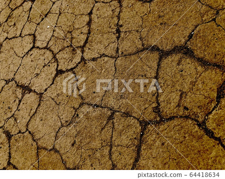 破碎的地面 破碎的地面 64418634