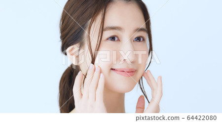 Beauty image 64422080