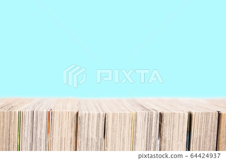 Manga book, paperback book 64424937