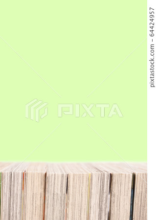 Manga book, paperback book 64424957