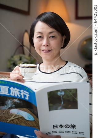 旅遊,女性,旅遊雜誌(虛構雜誌) 旅遊,女性,旅遊雜誌(虛構雜誌) 64425003